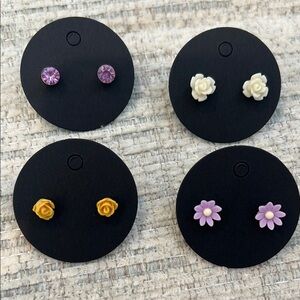 Set‎ of Floral and Gem Stud Earrings